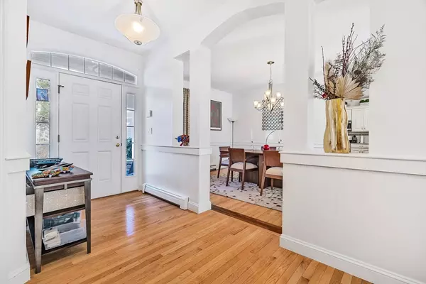 Medfield, MA 02052,16 Bridlefield Lane