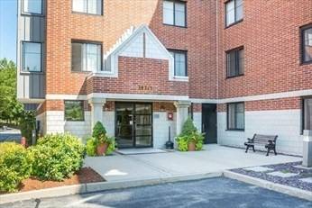 100 Ledgewood Drive #219, Stoneham, MA 02180