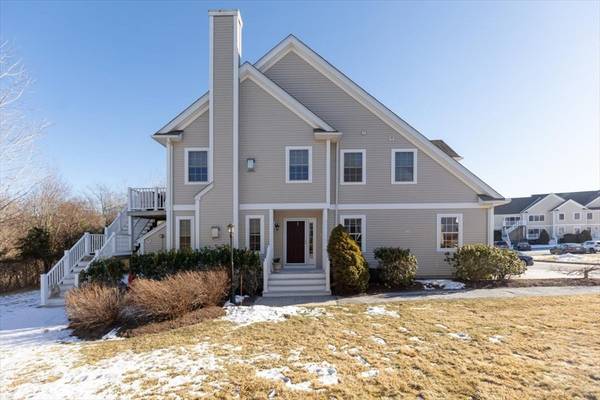 1107 Hampton Way #1107, Abington, MA 02351