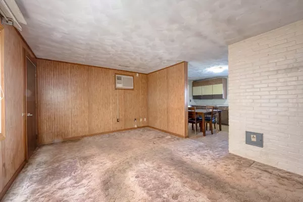 Brockton, MA 02302,64 Budd Ave