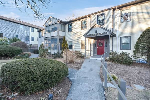 14 Harold St #6D, Harwich, MA 02646