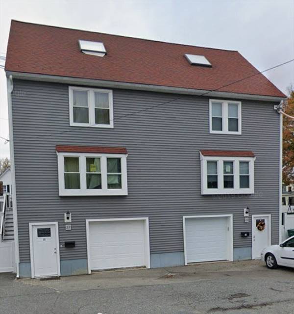 37 Manchester #37, Lowell, MA 01852