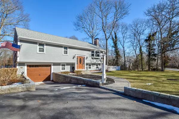 17 Sea Meadow, Sandwich, MA 02563