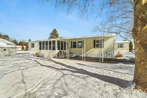 13 Valley Forge, Taunton, MA 02780