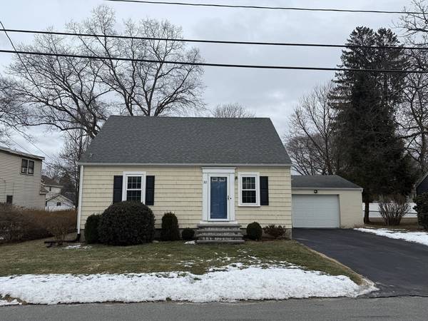 33 Worthington Ave, Shrewsbury, MA 01545