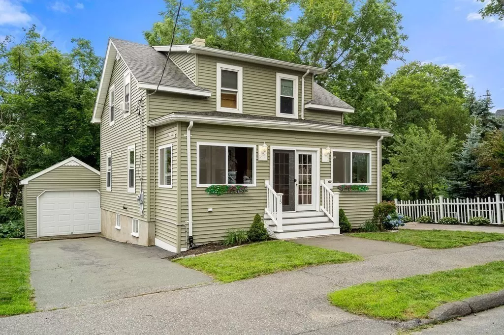 Danvers, MA 01923,15 Bayview Ave