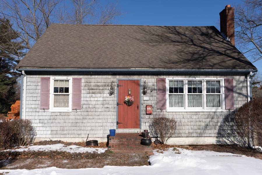 682 E. Ashland Street, Brockton, MA 02302