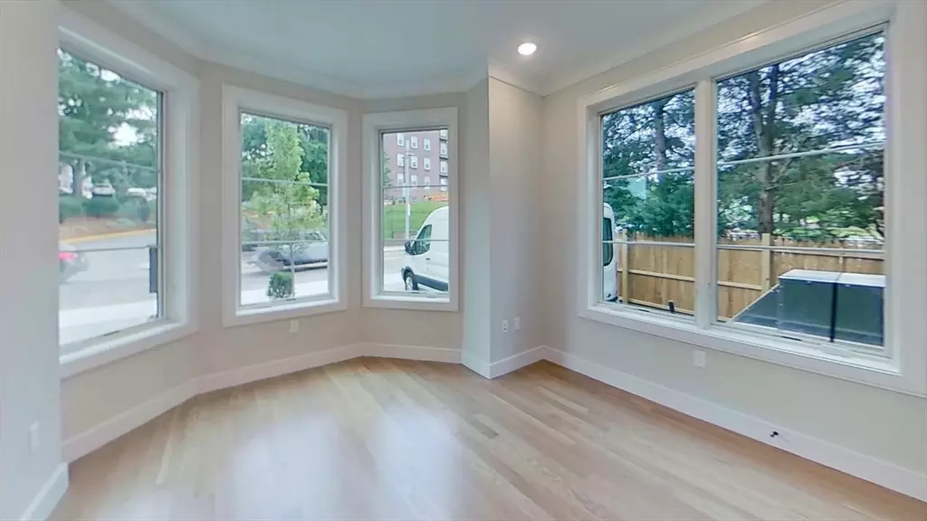 104-106 Warren St. #1, Boston, MA 02135