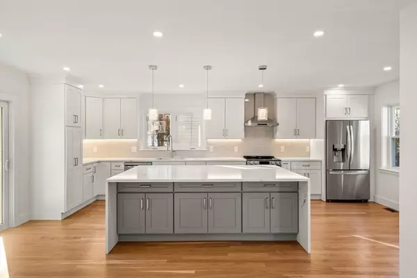 Medford, MA 02155,62 Circuit Road