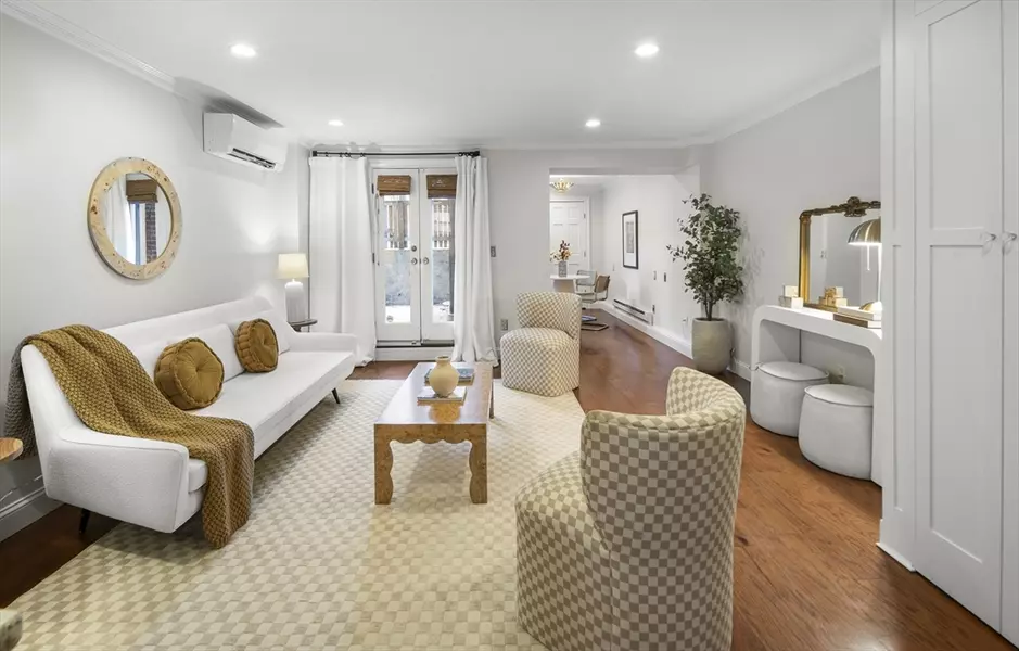 247 Shawmut Ave #1, Boston, MA 02118