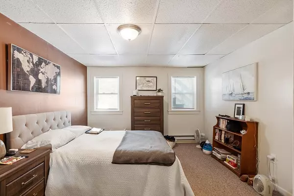 Shirley, MA 01464,21 Mill St