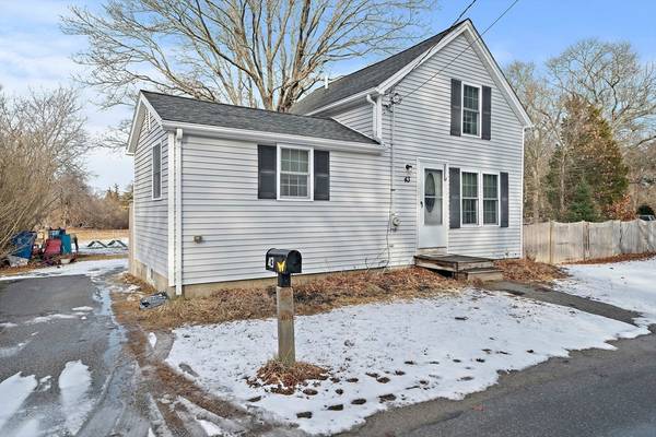 43 Braley Ln, Plymouth, MA 02360