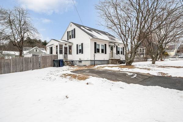 60 Francis St, Dracut, MA 01826