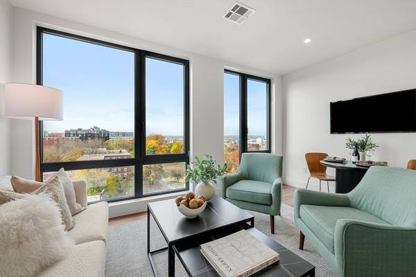 1515 Commonwealth Ave #205, Boston, MA 02135