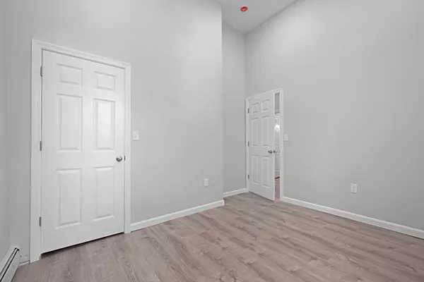 Brockton, MA 02301,56 Cottage Grove Ave