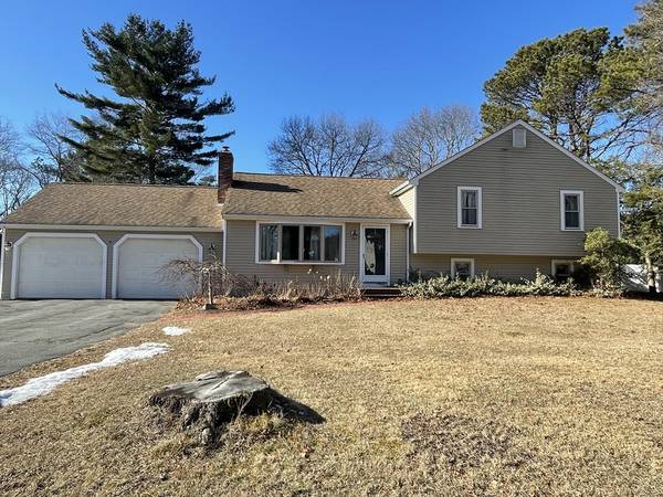 15 Matthews Trail, Plymouth, MA 02360