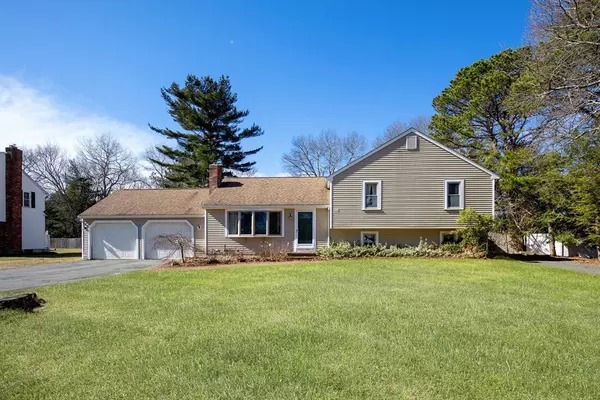 15 Matthews Trail, Plymouth, MA 02360