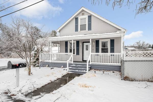 14 Mount Pleasant Avenue, Dracut, MA 01826