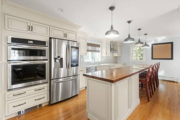 51 Emerson Rd, Needham, MA 02492