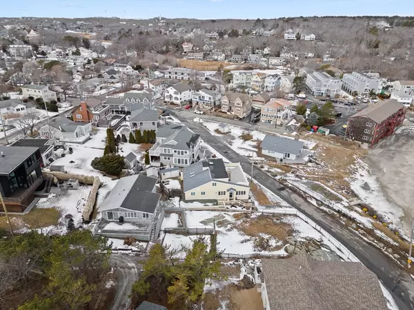 Gloucester, MA 01930,6 Brewsters Ln