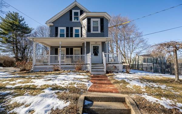 58 Mishawum Rd #2, Woburn, MA 01801