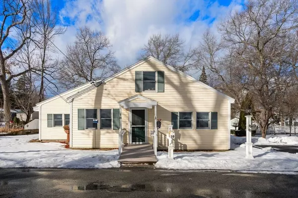 10 7th Ave, Chelmsford, MA 01863