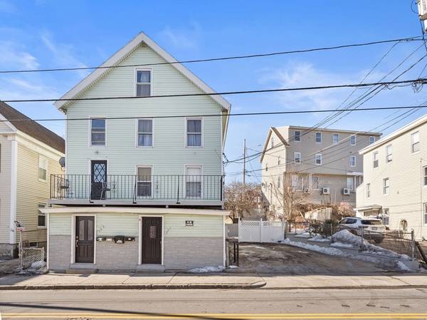 321-323 Lawrence St, Lowell, MA 01852