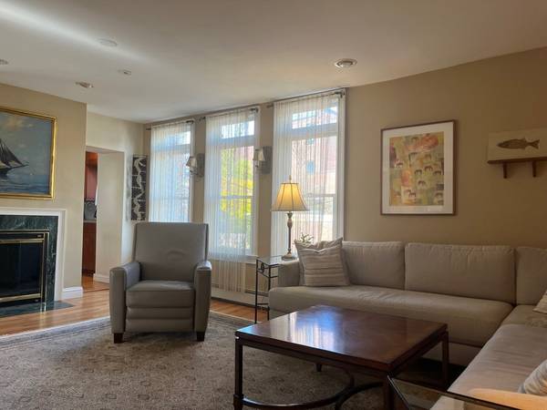 2 1/2 Mt Vernon #A, Boston, MA 02129