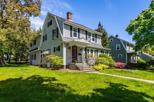 214 Adams Ave, Newton, MA 02465