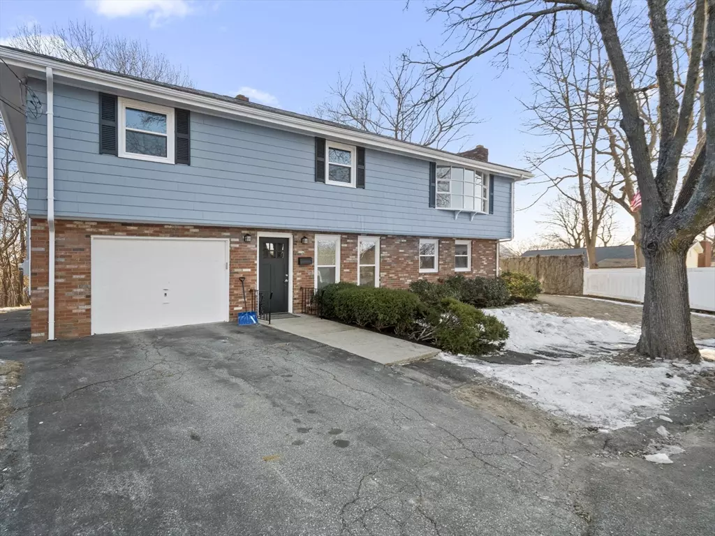 Medford, MA 02155,5 Held Cir