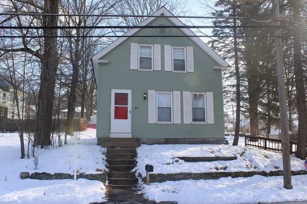 43 Pleasant St, Ayer, MA 01432