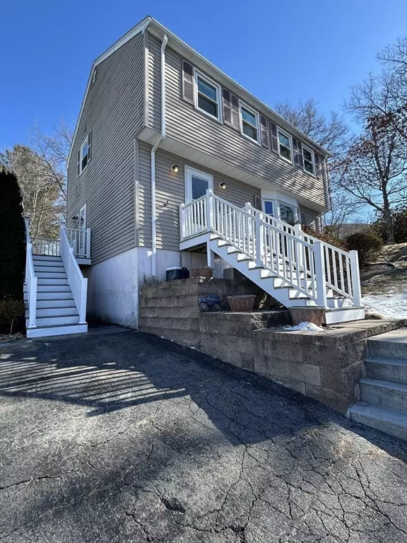 Woburn, MA 01801,16 Rag Rock Dr