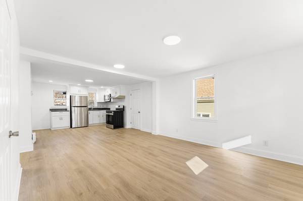 2 Mechani St #1, Framingham, MA 01701