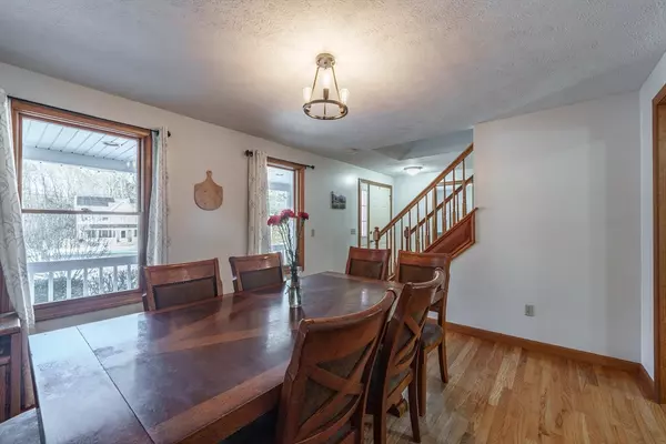 Belchertown, MA 01007,98 Pondview Cir