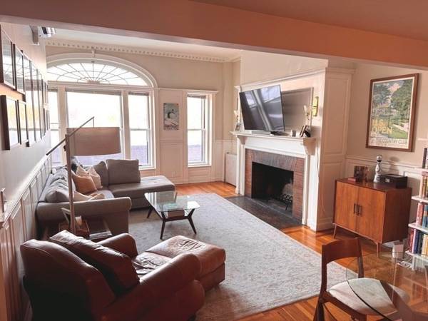 470 Beacon Street #4, Boston, MA 02115