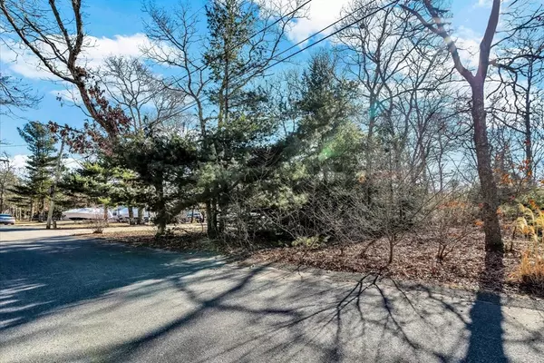 Falmouth, MA 02536,0 Suncrest Dr