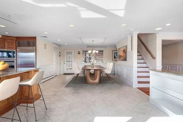 Millbury, MA 01527,13 Bayberry Ln