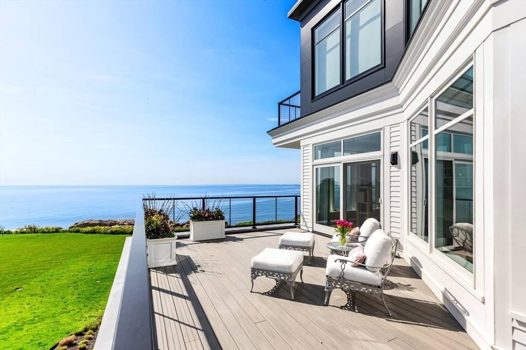 35 Littles Point Road #S201, Swampscott, MA 01907