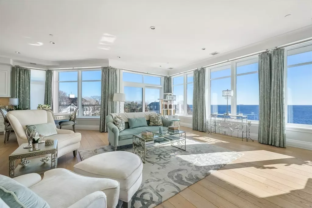 Swampscott, MA 01907,35 Littles Point Road #S201
