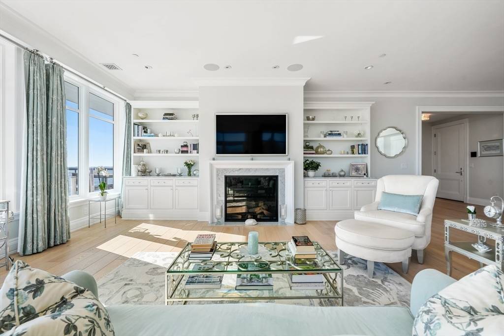 Swampscott, MA 01907,35 Littles Point Road #S201