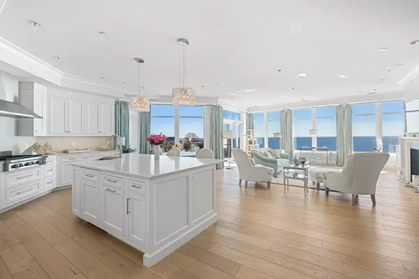 Swampscott, MA 01907,35 Littles Point Road #S201