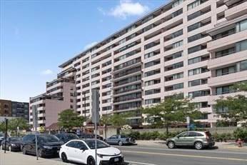 350 Revere Beach Blvd #PH 11G, Revere, MA 02151