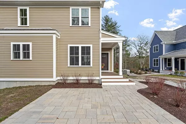 Carlisle, MA 01741,13 Kay's Walk #13