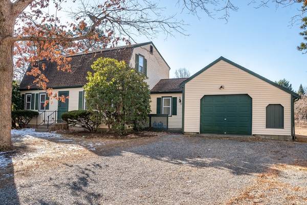 62 Windsor Rd, Sandwich, MA 02563