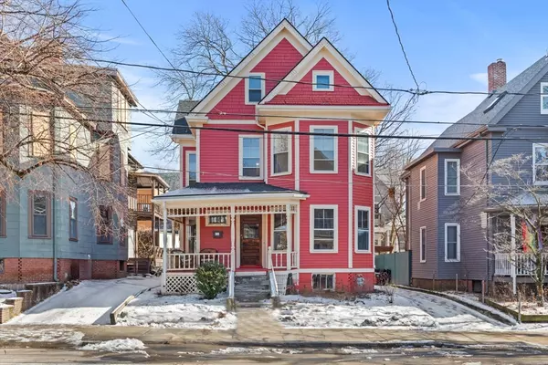 15 Willow Ave, Somerville, MA 02144