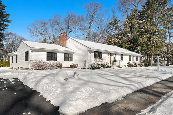 321 Nichols St, Norwood, MA 02062
