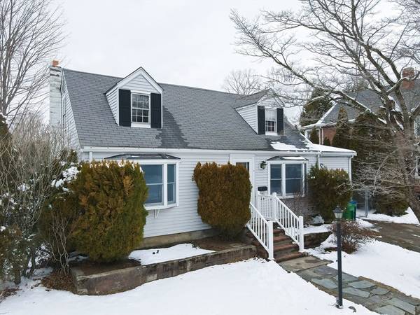 17 Kilburn Road, Newton, MA 02465