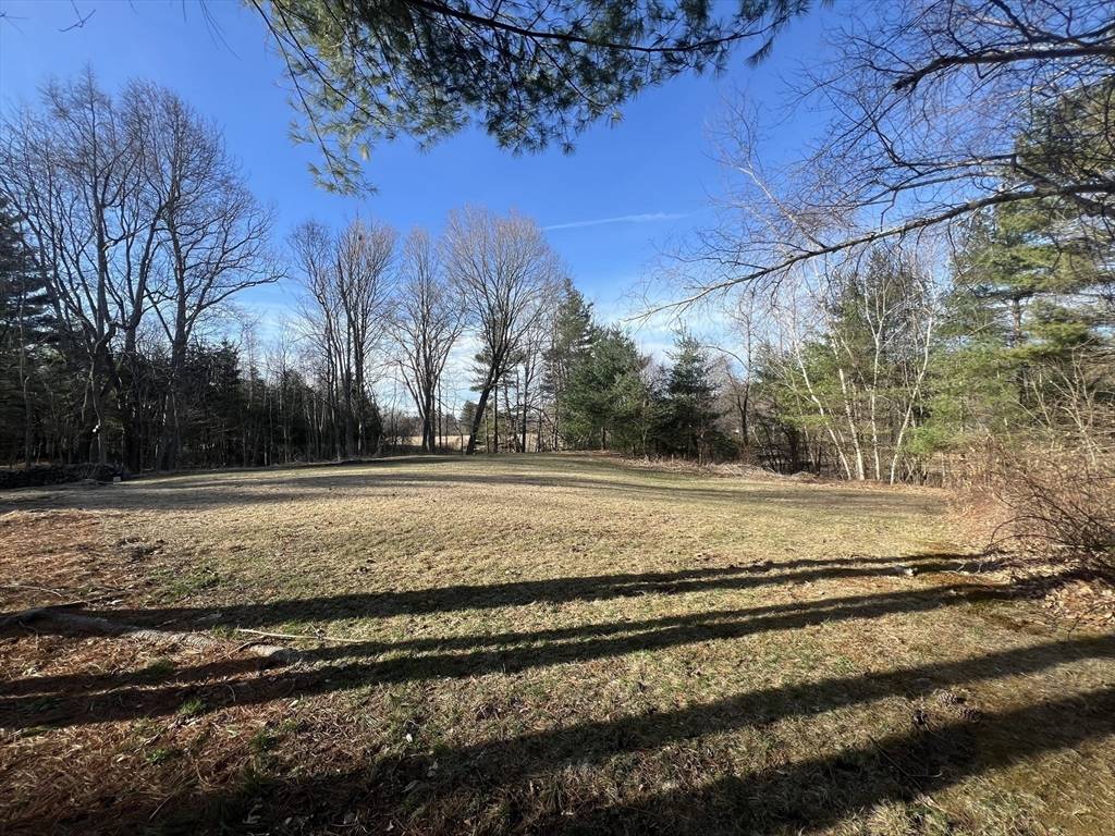 Wilbraham, MA 01095,5v Red Gap Rd