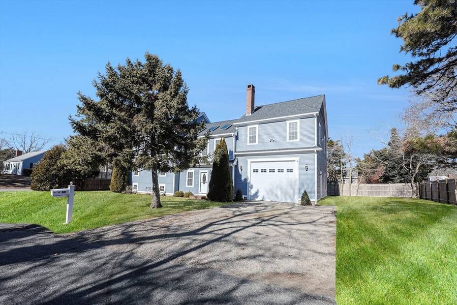 40 Virginia St, Yarmouth, MA 02673