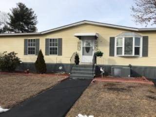 19 Queens Road #202, Attleboro, MA 02703